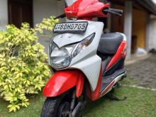 Honda Dio SCV110 2015 Motorbike