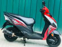 https://riyasewana.com/uploads/honda-dio-smart-11426341386.jpg