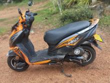 https://riyasewana.com/uploads/honda-dio-smart-211220376625.jpg