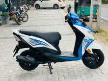 https://riyasewana.com/uploads/honda-dio-smart-24911421223.jpg