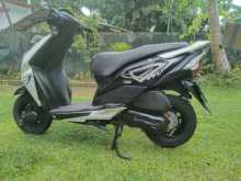 https://riyasewana.com/uploads/honda-diyo-17622224563.jpg