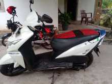 https://riyasewana.com/uploads/honda-diyo-22236414122.jpg