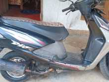 https://riyasewana.com/uploads/honda-diyo-923343313914.jpg