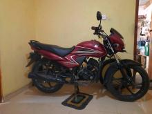Honda DREAM YUGA 2014 Motorbike