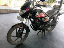 Honda DREAM YUGA 2013 Motorbike