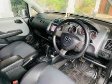 https://riyasewana.com/uploads/honda-fit--2116141524092.jpg