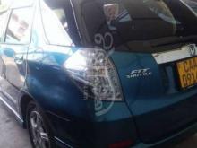 https://riyasewana.com/uploads/honda-fit-14123630428220.jpg
