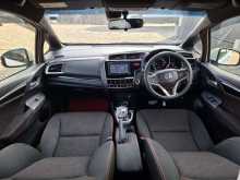 https://riyasewana.com/uploads/honda-fit-161009314933.jpg