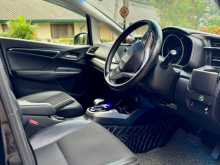 https://riyasewana.com/uploads/honda-fit-29110133825.jpg