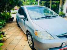 Honda Fit 2005 Car