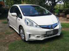 https://riyasewana.com/uploads/honda-fit-4224543841.jpg
