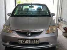 Honda FIT ARIA 2005 Car