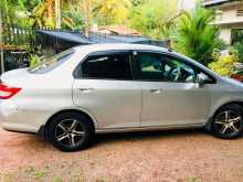 https://riyasewana.com/uploads/honda-fit-aria-171359534261.jpg