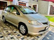 Honda FIT Aria GD8 2004 Car