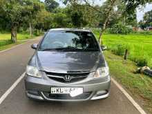https://riyasewana.com/uploads/honda-fit-aria-271716554102.jpg