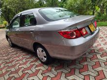 https://riyasewana.com/uploads/honda-fit-aria-30843156693.jpg