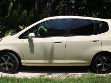 https://riyasewana.com/uploads/honda-fit-gd1-123204510314.jpg