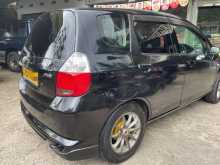 https://riyasewana.com/uploads/honda-fit-gd1-181655434383.jpg