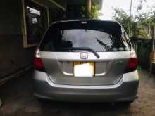 https://riyasewana.com/uploads/honda-fit-gd1-2007-1620024212654.jpg