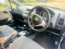 https://riyasewana.com/uploads/honda-fit-gd1-2007-2910551612233.jpg