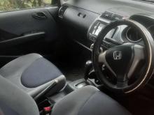 https://riyasewana.com/uploads/honda-fit-gd1-261131456105.jpg