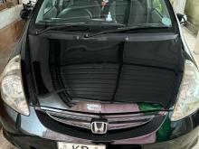 https://riyasewana.com/uploads/honda-fit-gd1-2919474217643.jpg