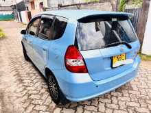 https://riyasewana.com/uploads/honda-fit-gd1-393044504.jpg