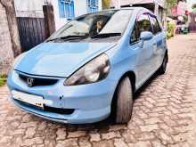 https://riyasewana.com/uploads/honda-fit-gd1-393044792.jpg