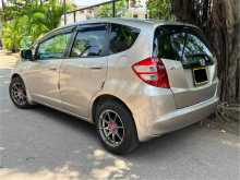 https://riyasewana.com/uploads/honda-fit-ge6-1513023322602.jpg