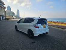 https://riyasewana.com/uploads/honda-fit-ge8-2008-1112543512083.jpg