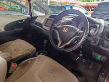https://riyasewana.com/uploads/honda-fit-gp-1-18122034472.jpg