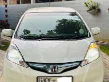 https://riyasewana.com/uploads/honda-fit-gp-14941494602.jpg