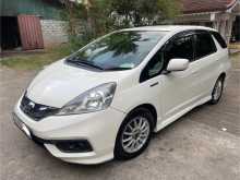 https://riyasewana.com/uploads/honda-fit-gp-2014-1819184812642.jpg