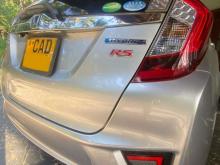 https://riyasewana.com/uploads/honda-fit-gp-42216396305.jpg