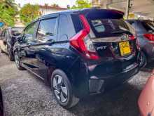 https://riyasewana.com/uploads/honda-fit-gp-5-13150432514.jpg