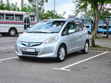 Honda Fit Gp1 Navy Premium 2011 Car