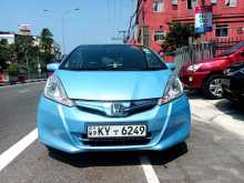 Honda Fit GP1 Premium 2013 Car