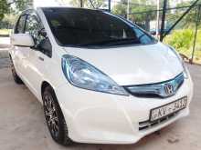 Honda Fit GP1 Hybrid 2013 Car
