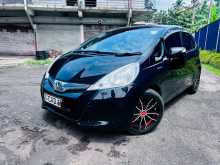https://riyasewana.com/uploads/honda-fit-gp1-2013-267465612292.jpg