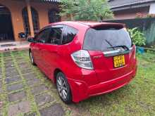 https://riyasewana.com/uploads/honda-fit-gp1-2013-299281512673.jpg