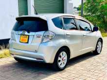 https://riyasewana.com/uploads/honda-fit-gp1-2013-520390012402.jpg