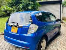 https://riyasewana.com/uploads/honda-fit-gp1-2015-2613323212482.jpg