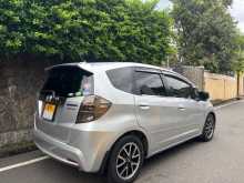 https://riyasewana.com/uploads/honda-fit-gp1-22102357803.jpg