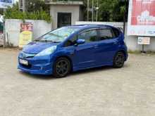 https://riyasewana.com/uploads/honda-fit-gp1-24844204092.jpg