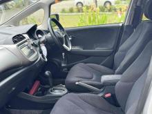 https://riyasewana.com/uploads/honda-fit-gp1-2612404324632.jpg