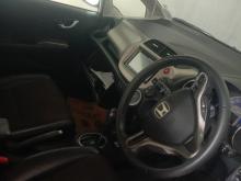https://riyasewana.com/uploads/honda-fit-gp1-309023117874.jpg