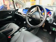 https://riyasewana.com/uploads/honda-fit-gp1-3120113217535.jpg