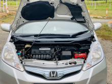 https://riyasewana.com/uploads/honda-fit-gp1-817093817735.jpg