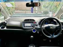 https://riyasewana.com/uploads/honda-fit-gp4-1513590424842.jpg