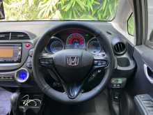 https://riyasewana.com/uploads/honda-fit-gp4-2013-227135012812.jpg